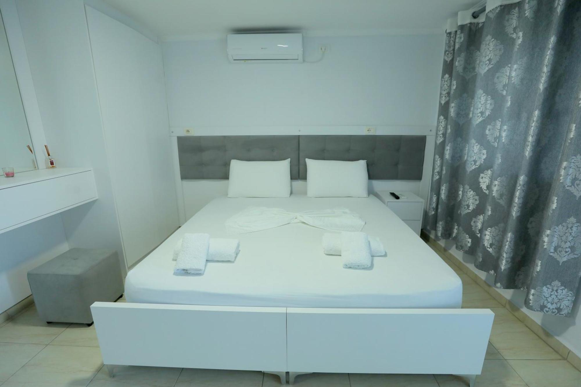 Villa Kevin'S Saranda Kültér fotó
