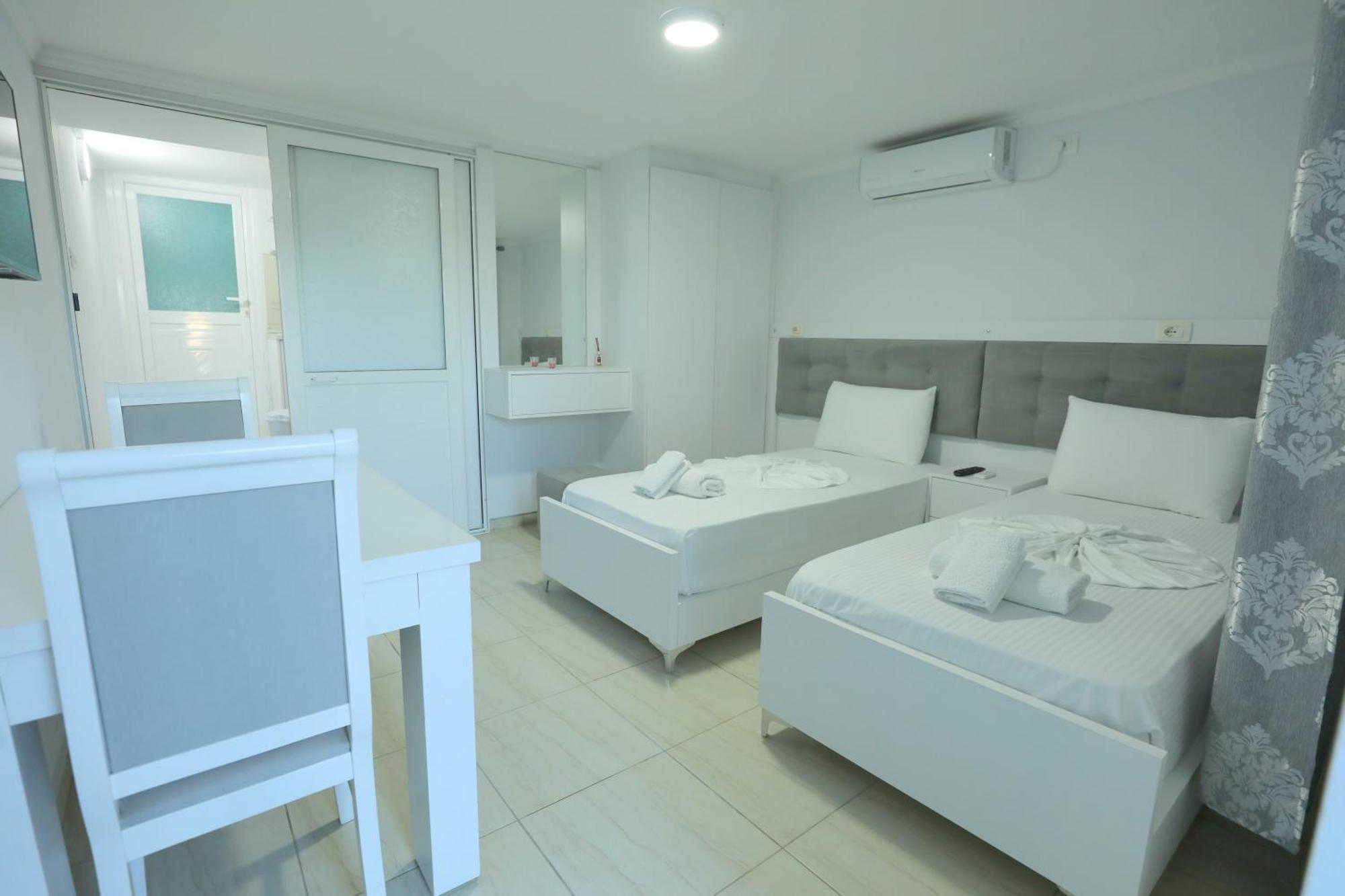 Villa Kevin'S Saranda Kültér fotó