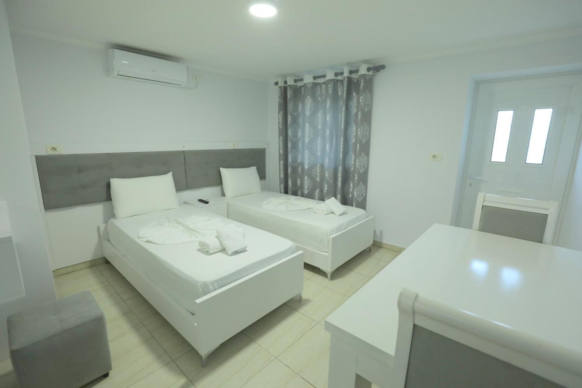 Villa Kevin'S Saranda Kültér fotó